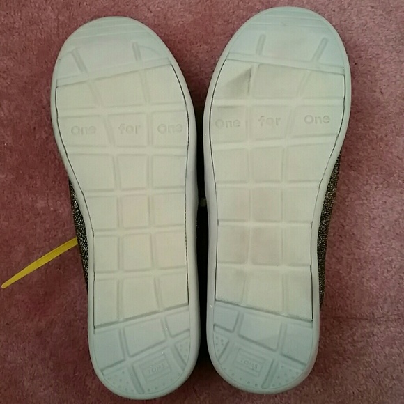 Toms youth gold sequin glitter flat shoes 3 - Picture 3 of 4